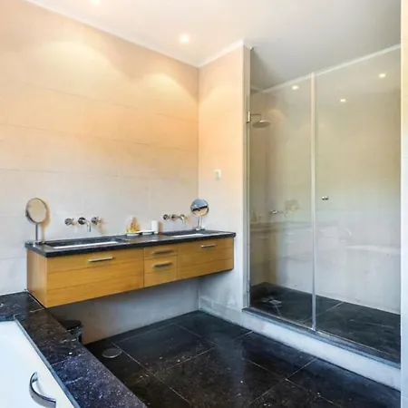 فيلة Vale Do Garrao Sleeps 10 With Pool Air Con And Wifi كينتا دو لاغو